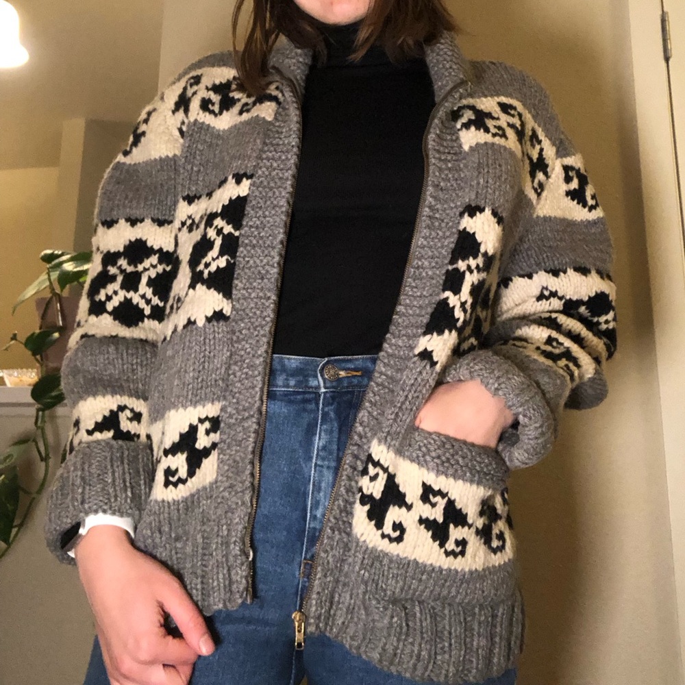 Vintage Cowichan Sweater - Picture 1 of 11